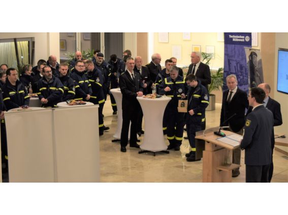 THW-Einsatzkräfte erhalten Bundesflutmedaille - Fluthilfe 2021 © Kreis Paderborn